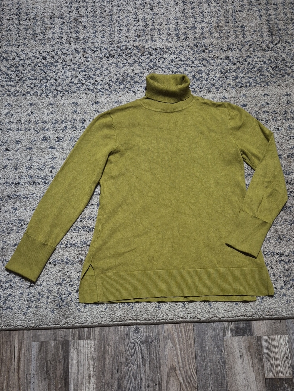 89th & Madison Olive Turtleneck Sweater